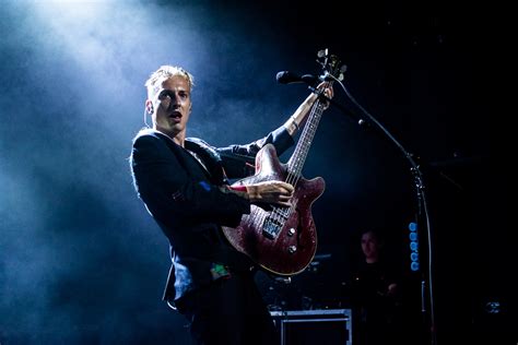 Photos Wolf Alice Commodore Ballroom Oct 14 2022 SCENE IN THE DARK