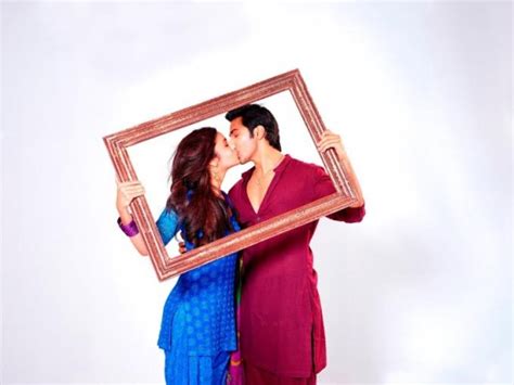 Humpty Sharma Ki Dulhania Fan Photos | Humpty Sharma Ki Dulhania Photos ...