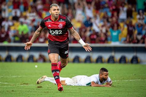 Flamengo Gabigol Sente Desconforto Muscular E N O Pega O Boavista