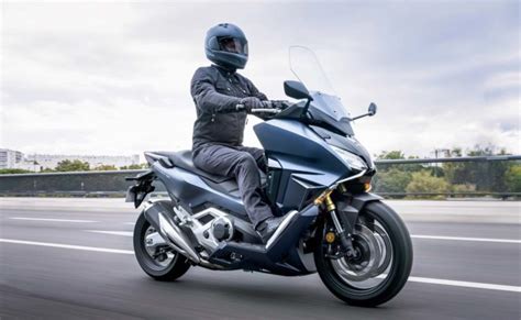 2021 Honda Forza 750 Maxi Scooter Debuts