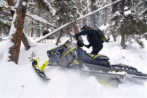 We Weigh The 17s Ski Doo Summit X 850 Vs Polaris 800 Pro Rmk 174 Le