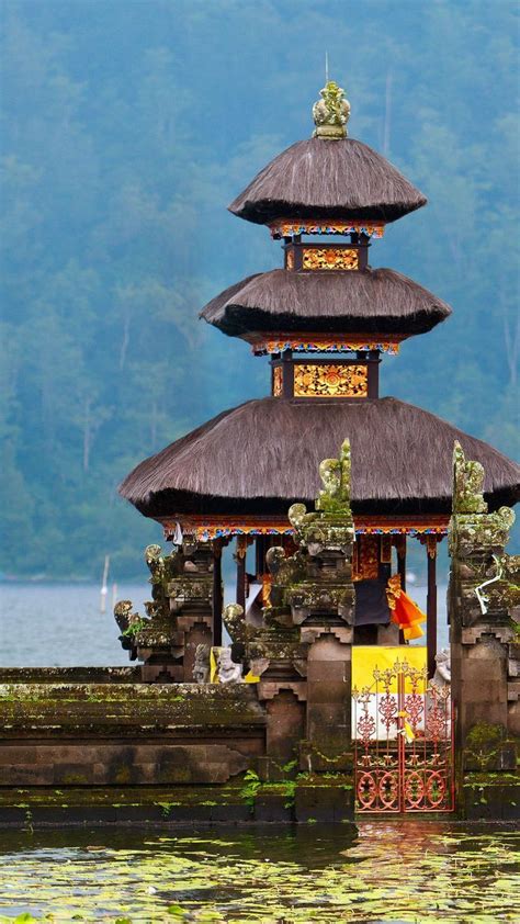 Water Temple at Bratan Lake, Bali Indonesia | Water temple, Lake, Outdoor