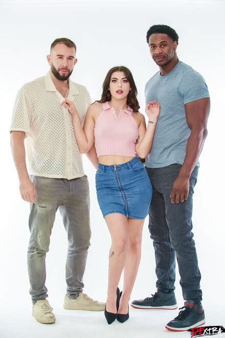 DFXtra Gal Ritchie Porn Pic