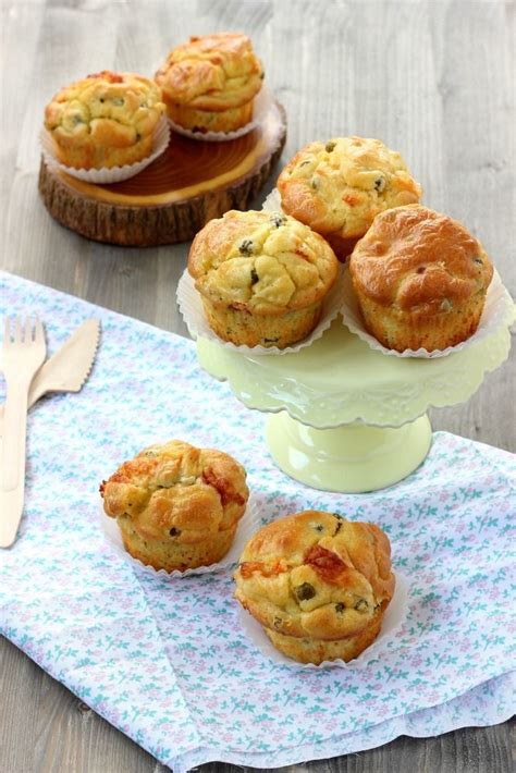 Muffin Salati Con Prosciutto A Dadini E Formaggio La Ricetta