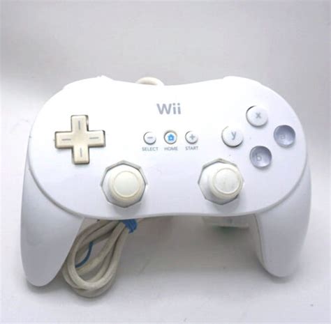 White Nintendo Wii U Classic Controller Pro Official Oem Wired Rvl