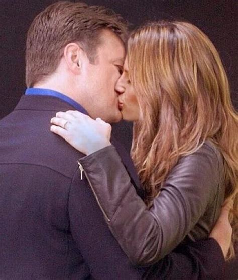 Caskett Kiss 6x1 Nathan Fillion Stana Katic Photo 35015145 Fanpop