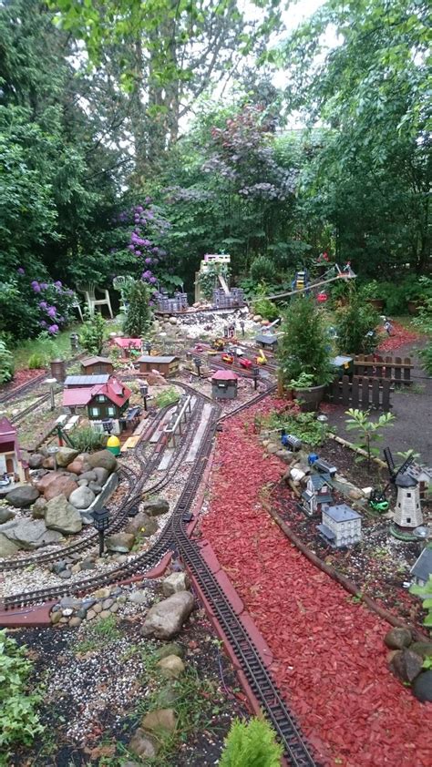 Pin By Emil Cruz On Hobby Garden Railroad Garden Trains Garden Railway