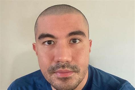 Look Luis Manzano Shaves Head While In Lockdown Abs Cbn News