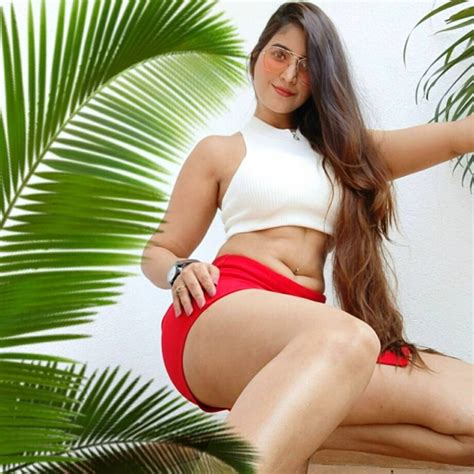 Gandii Baat Actress Jolly Bhatia S Boldest Belly Curve Navel Moments