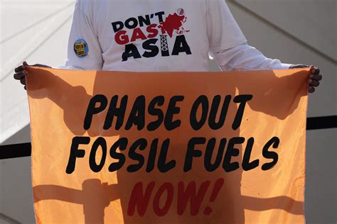 Cop28 Climate Talks To Phase Out Or Phase Down Fossil Fuels Daily Sabah