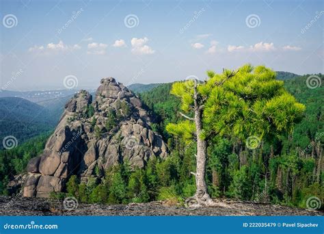 Central Pillars in the Krasnoyarsk Pillars Nature Reserve Stock Image ...