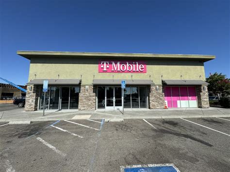 T Mobile Sherwood Place Experience Store In Stockton Ca