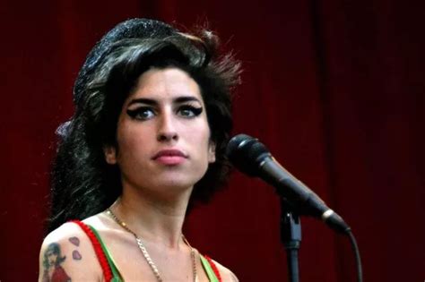 Amy Winehouse Latest News Views Gossip Pictures Video The Mirror