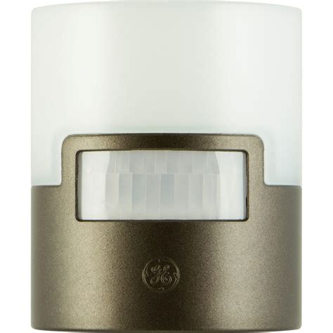 Mr Beams Stand Anywhere Motion Activated Battery Powered 20 Lumen Led Night Light White Mb750