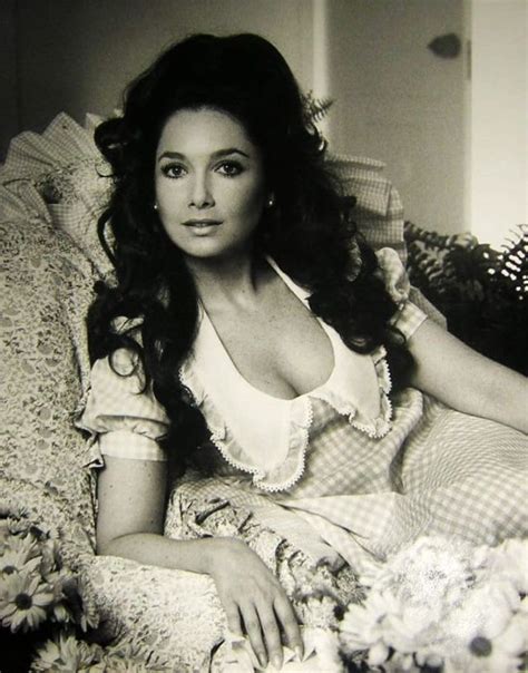 Glamorous Photos Of Suzanne Pleshette In The S Vintage