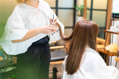 「美容師」の写真素材 1041762件の無料イラスト画像 Adobe Stock