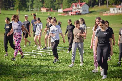 Când vacanţa de vară nu e la fel pentru toţi. World Vision România: 4 ...