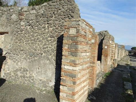 V Pompeii December Looking East Along Entrance On Via Di Nola