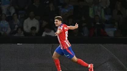 Julián Álvarez tras su gol para Atlético de Madrid vs Celta de Vigo