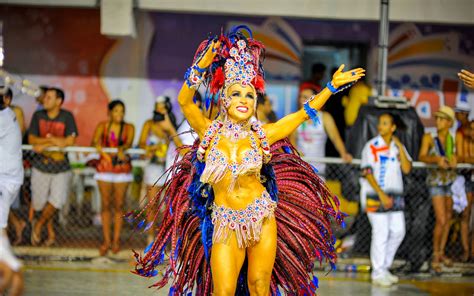 Fotos Veja As Musas Que Desfilaram No Carnaval De Vitória Fotos Em