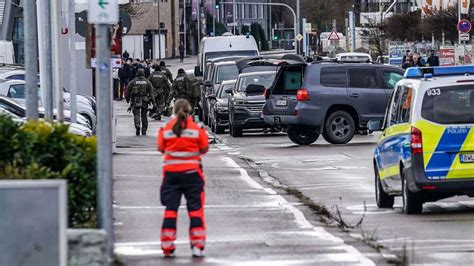 SEK Großeinsatz in BaWü Zwei Tote nach Gewalttat Polizei nennt