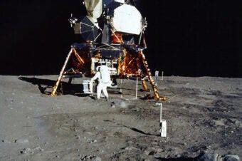 'First Man' Fact Check: Was the Moon Landing Really That Close to Disaster? - TheWrap