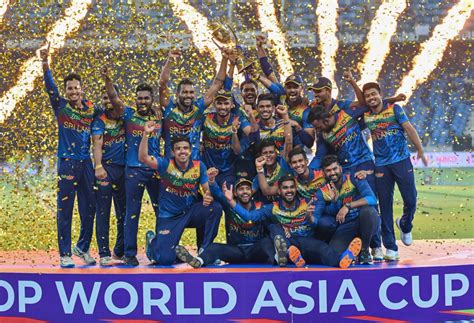 Naren On Twitter Rt Khaleejtimes Look Sri Lanka Lift The Asia Cup