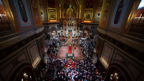 ‘holiest Day Of The Year Orthodox Christians Celebrate Easter