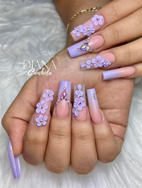 Pin en Nails Manicura de uñas Uñas para quinceañeras Uñas de color lila