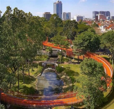 Potret Tebet Eco Park Ada Jembatan Infinity Estetik