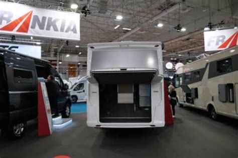 Camping cars Frankia de nouveaux intégraux Neo et une offre