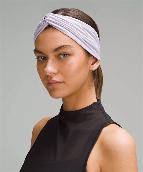 Lululemon Womens Ribbed Nulu Twist Front Headband