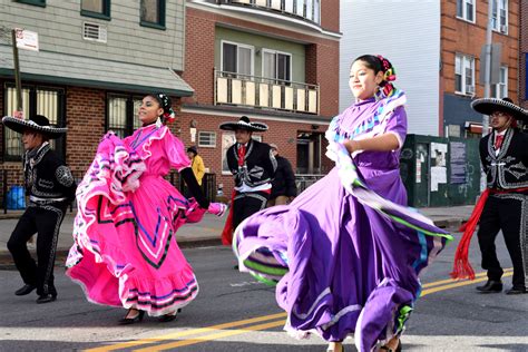 Three Kings Day Parade marches through Williamsburg for 23rd year • Brooklyn Paper