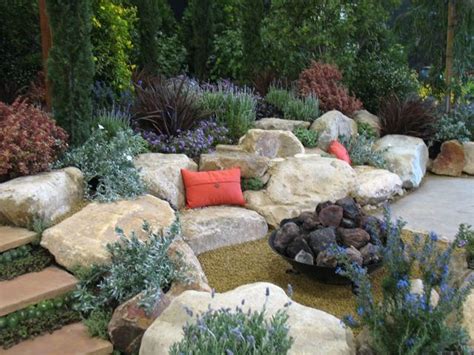 Boulder Seat Wall For Lower Garden Area Landscaping With Boulders