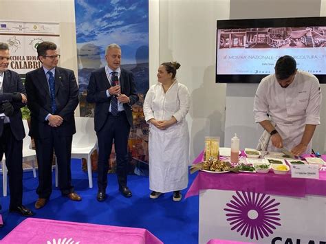 Vinitaly La Calabria Del Vino Si Racconta Tra Territori E Storia