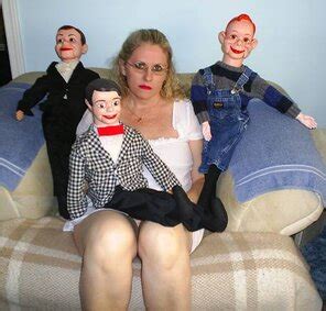 Penelope West 119 S3010015c Porn Pic