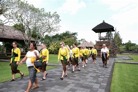 Tingkatkan Kunjungan Wisman Kemenparekraf Gelar Famtrip Bagi TA TO