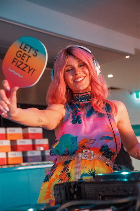 Dj Tigerlily Coast Bar Hard Fizz Sparkling Hard Seltzer