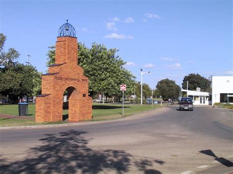 Robinvale Photos Travel Victoria Accommodation And Visitor Guide