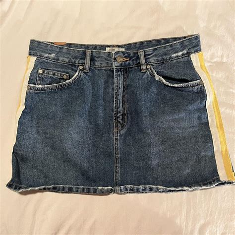 Trafaluc Zara Denim Mini Skirt W White And Yellow Depop