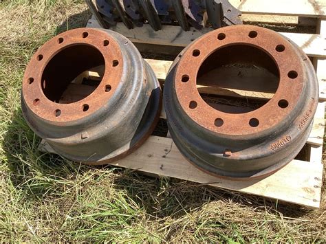 Gunite A D Q Brake Drums Brake Shoes Bigiron Auctions