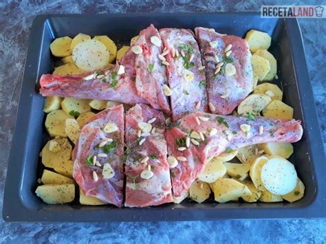 Paletilla De Cordero Al Horno Con Patatas Recetaland