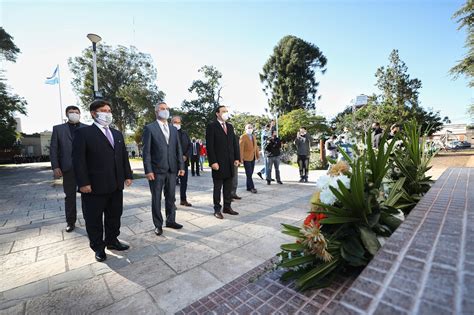 El gobernador Valdés presente en el aniversario fundacional de Bella