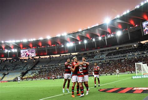 Flamengo Tem Sequ Ncia Nica De Jogos No Maracan Para Tentar Subir No