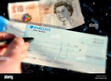 Bank Cheque Book Hi Res Stock Photography And Images Alamy