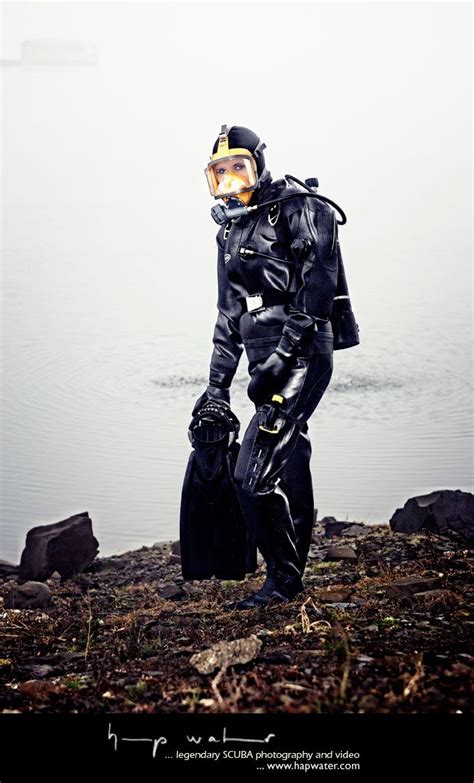 Pin By Yousefaburrub On Hap Water Scuba Girls Frog Women Drysuit