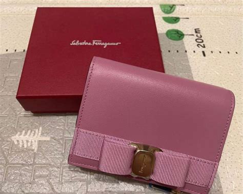 Salvatore Ferragamo Vara Bow Compact Wallet In Pink Women S Fashion