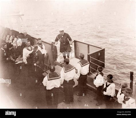 Fotograf A Rms Teutonic Desde Un Lbum De Im Genes