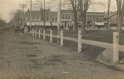 Carthage Square | Carthage illinois, Carthage, Outdoor