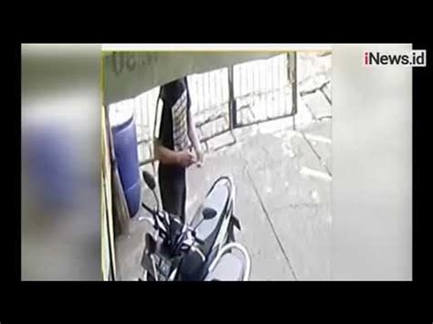 Aksi Pencurian Motor Di Rawamangun Terekam Cctv Video Dailymotion